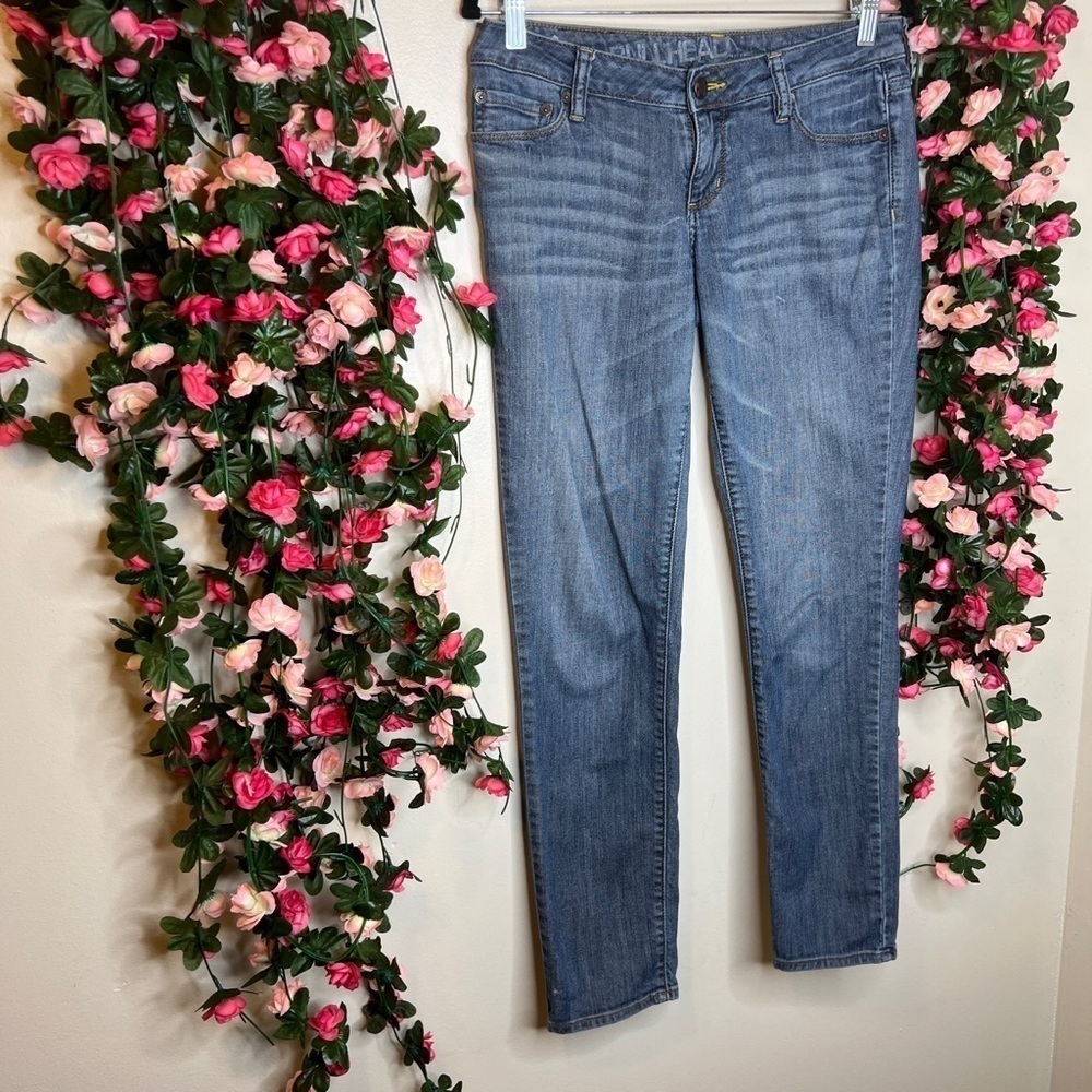 Bullhead Light Wash Blue Hermosa Denim Super Skinny Jeans 7 Casual Stretch - Picture 2 of 10
